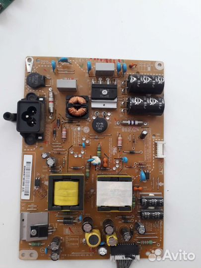 Блок питания от LG 32LB561U - EAX65391401 (3.0)