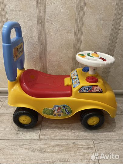 Машинка-каталка толокар