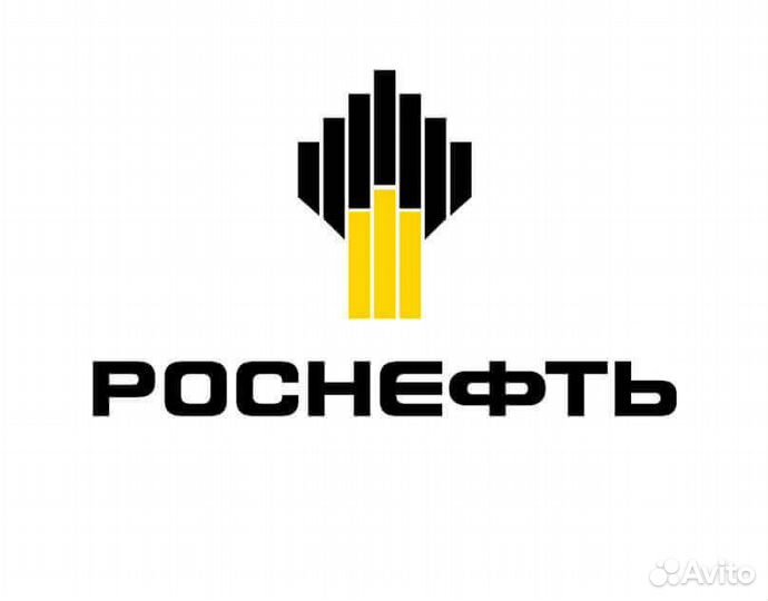 Электрослесарь Вельской нефтебазы