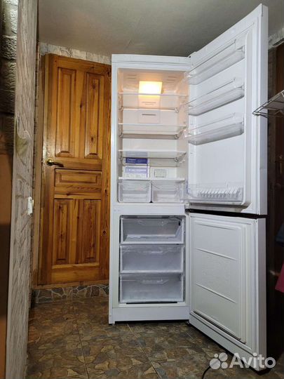 Холодильник indesit no frost