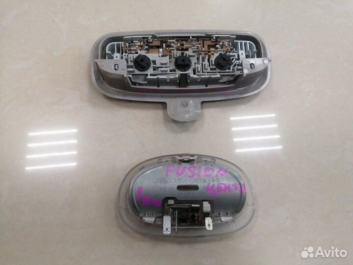 Плафон подсветки салона Ford Fusion fyja 2007