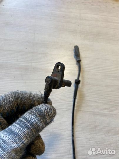 Датчик abs задний Renault Kaptur