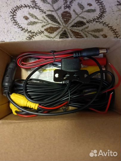 Продам камеру заднего вида на авто