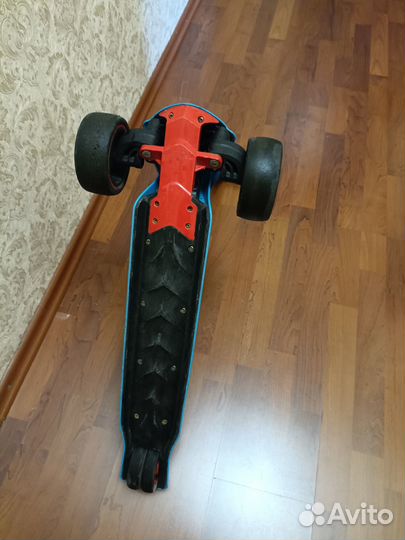 Самокат трехколесный Y-Scoo