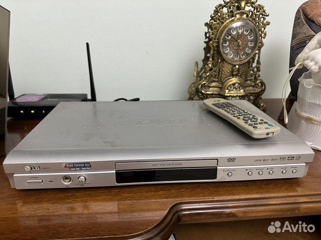 DVD плеер lg dk 373