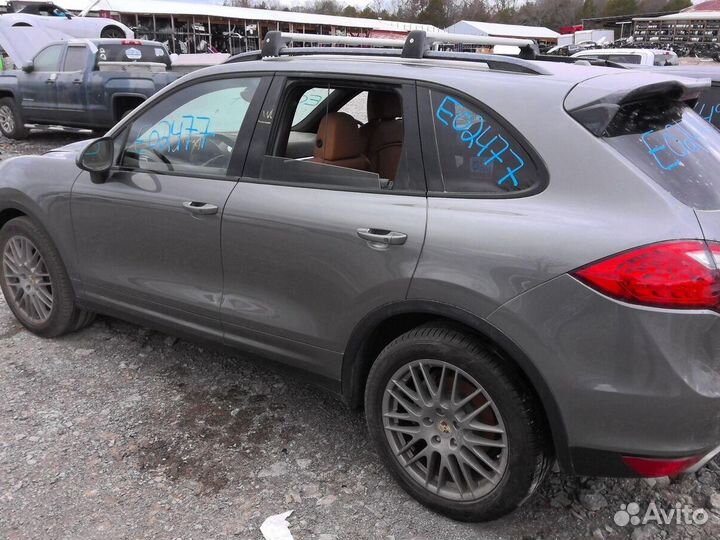 Porsche Cayenne 958 2012г 3.6л дорестайлинг