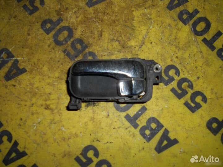 Ручка двери внутренняя Nissan Bluebird Sylphy