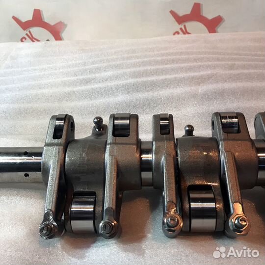 Вал рокеров в сборе Volvo / Renault