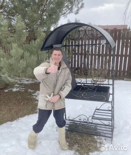 Мангал с крышей