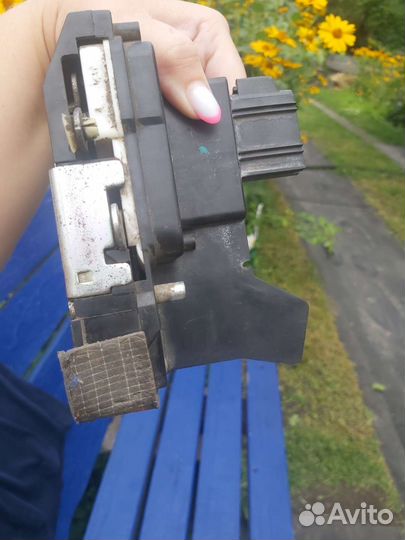 Замок на машину