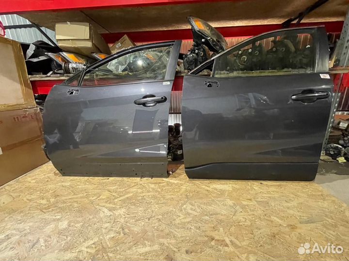Передняя левая дверь Тойота Рав 4 50 кузов