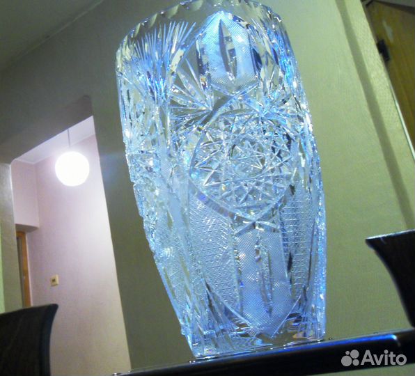 Ваза из чешского хрусталя