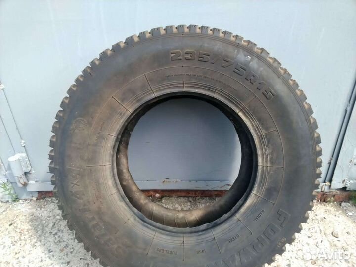 Forward Professional 121 235/75 R15