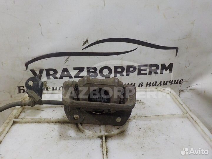 Суппорт тормозной задний левый Honda Accord