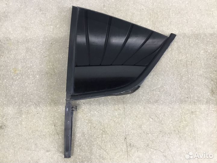 Стекло двери задней левой Skoda Octavia (A7) 2013