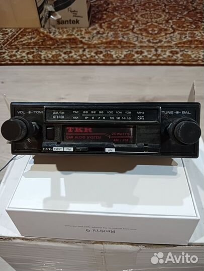 Кассетная автомагнитола