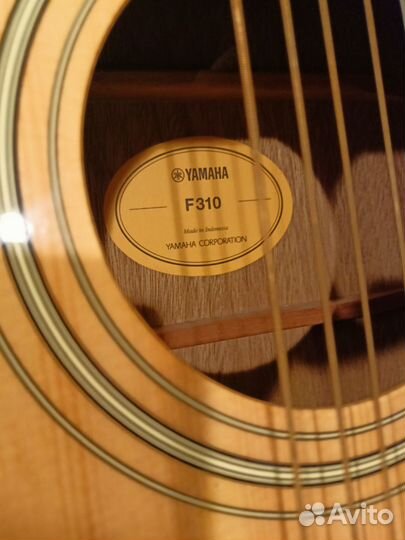 Гитара Yamaha F310 + каподастр + чехол