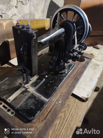 Швейная машинка бу ручная