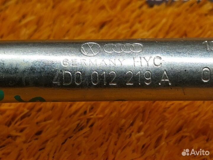 Балонник Volkswagen Passat B7 caxa 2012