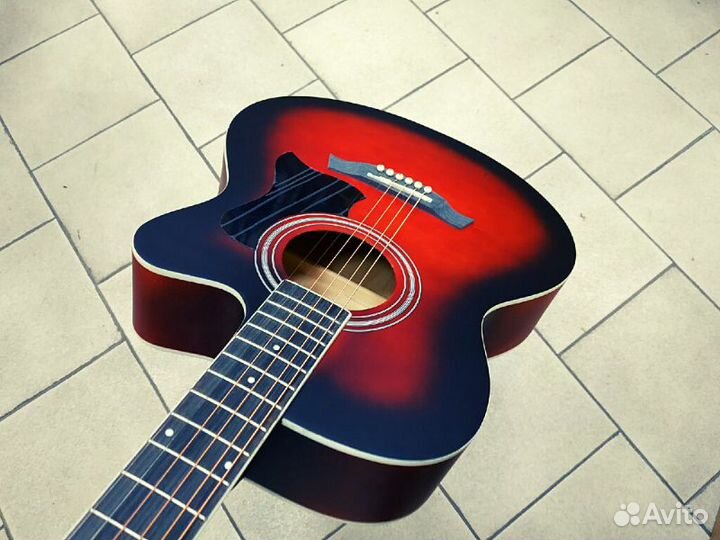 Акустическая гитара