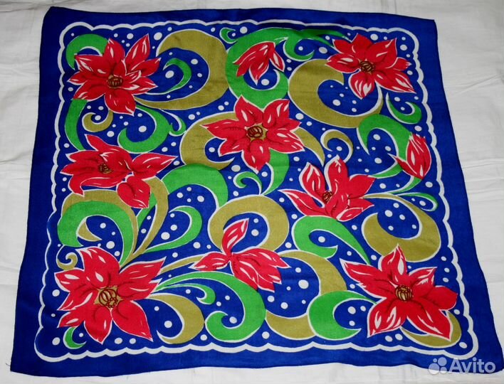 Шелковые платки ссср.Среднего размера Креповые