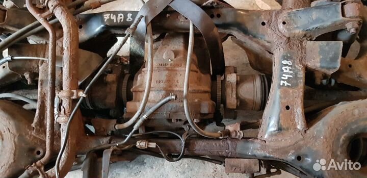 Nissan Pathfinder R51 - полуось Задняя пружины