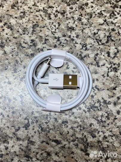 Кабель apple lightning