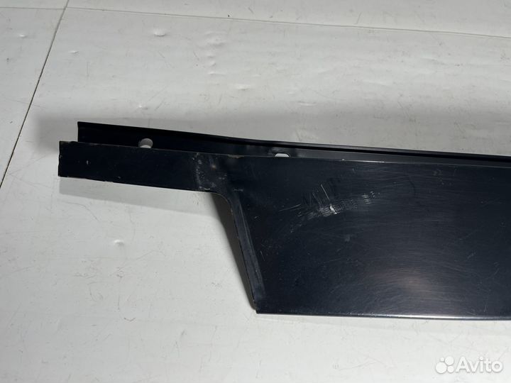 Накладка двери передняя левая BMW E90