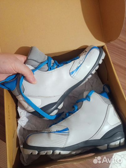 Лыжные ботинки fischer