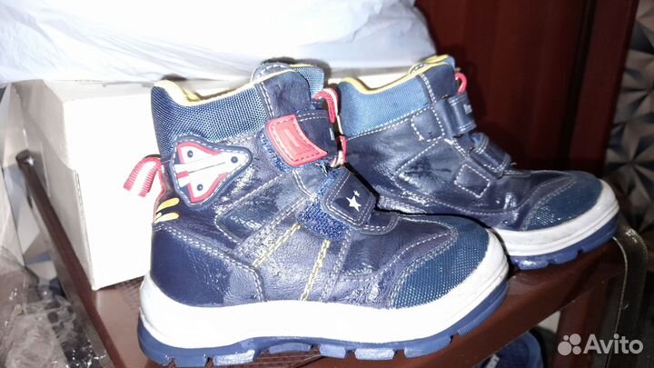 Ботинки демисезонные для мальчика 24