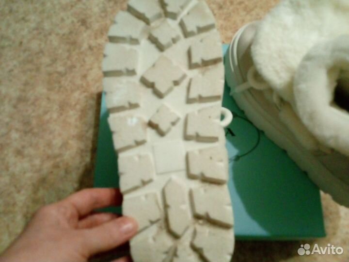 Зимние полусапожки 40р, и сумочка