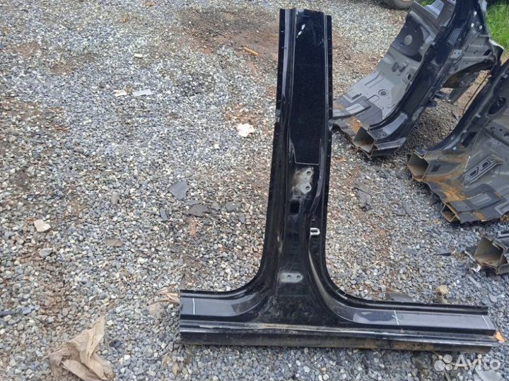 Порог правый Hyundai Solaris G4FC 2011