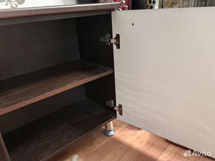 Тумба под телевизор бу