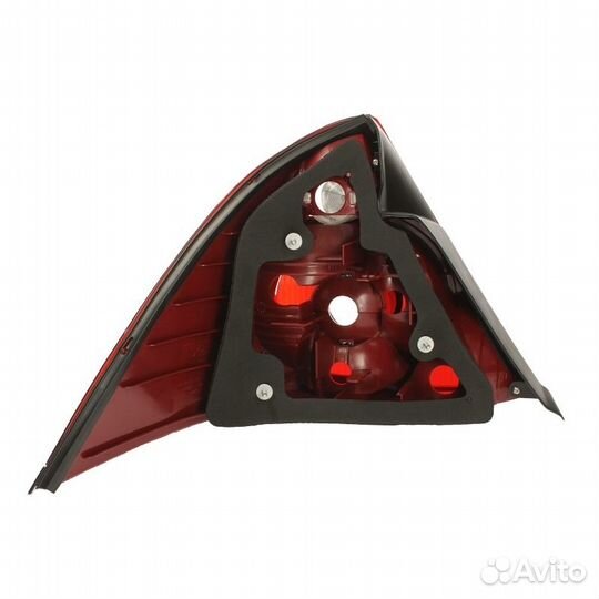 Фонарь правый задний в крыло Ford Mondeo 3