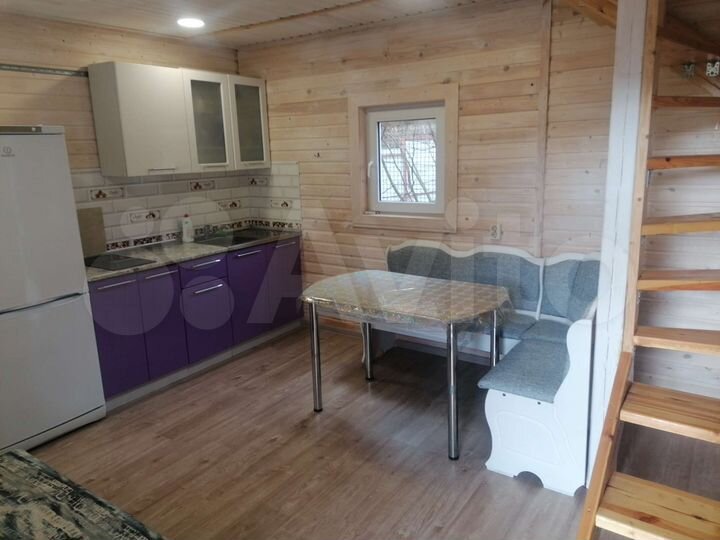 Дом 56 м² на участке 4 сот.