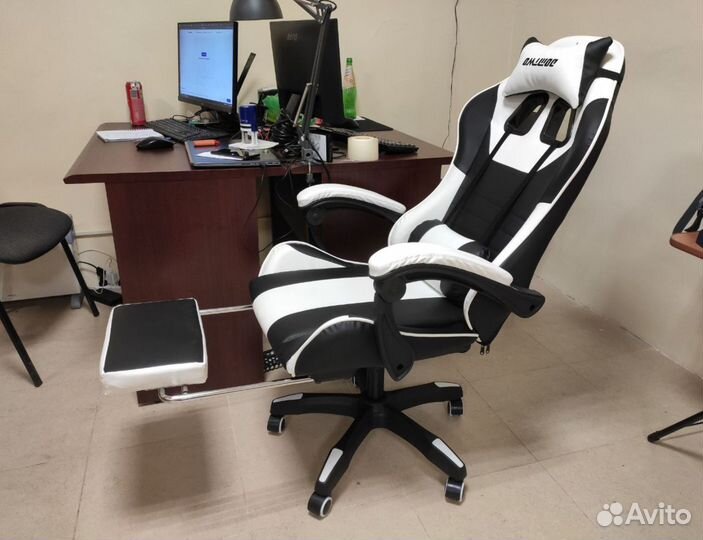 Игровое компьютерное кресло с Вибромассажем