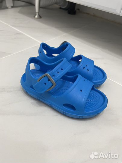 Сандали детские