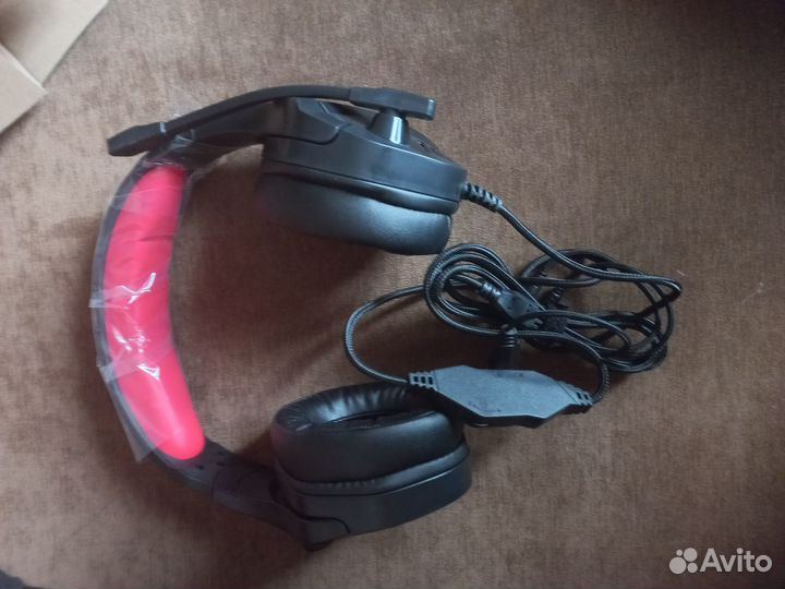 Игровые наушники