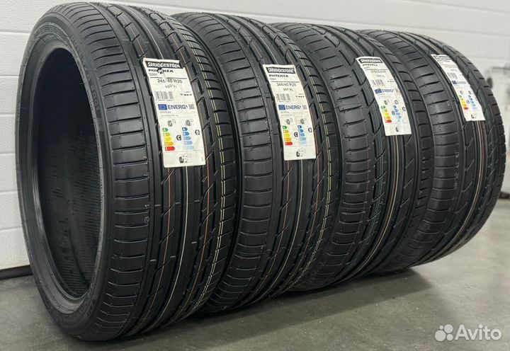 Bridgestone Potenza S001 245/45 R19 и 275/40 R19 103Y