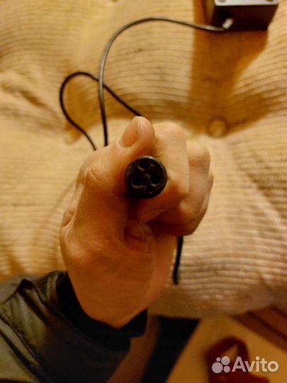 Зарядное устройство 2 ампера для электросамоката