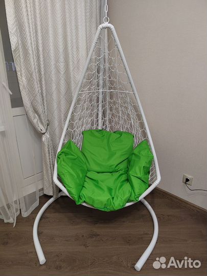 Кресло подвесное из ротанга