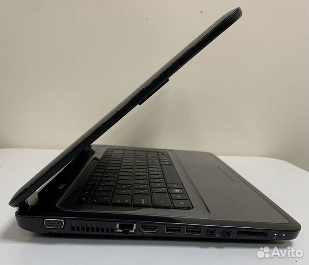 Офисный ноутбук HP Pavilion на Intel Core I3