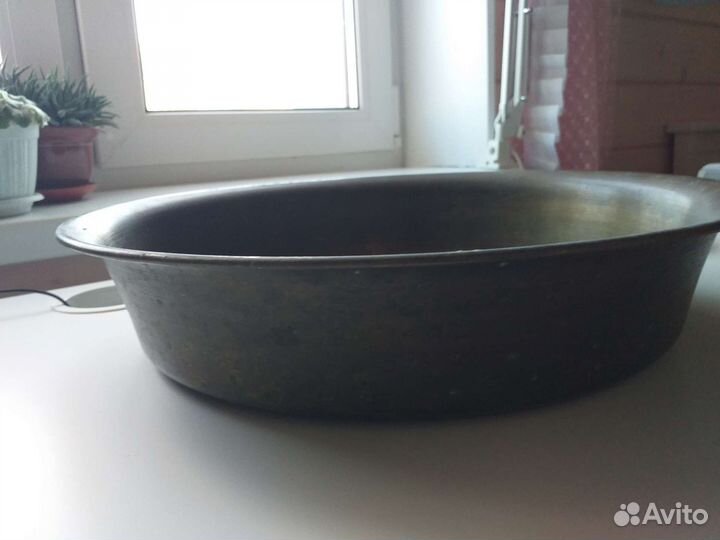 Латунный таз