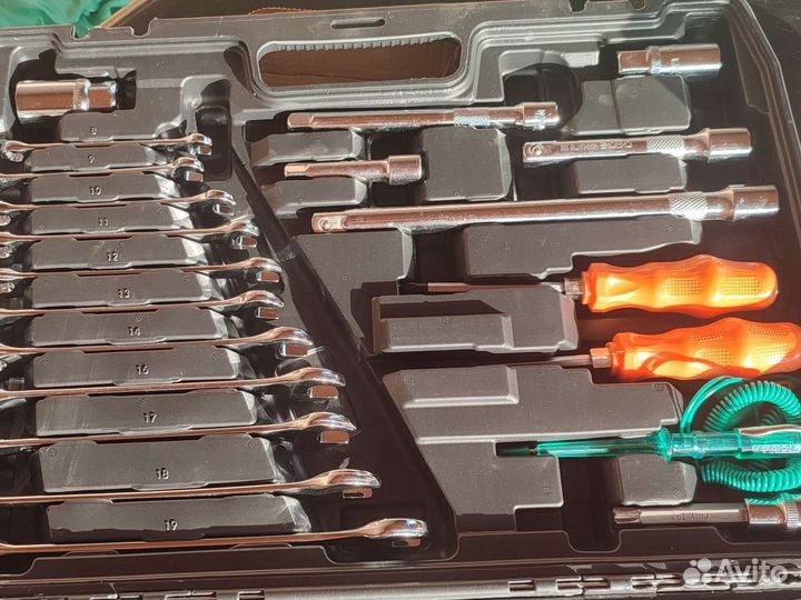 Набор инструментов 121 предмет