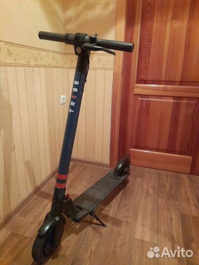 Электросамокат tribe Б/У