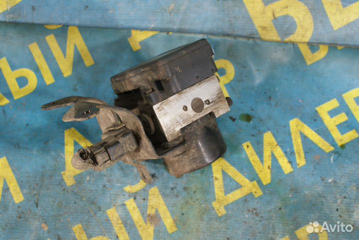 Блок насос ABS Chevrolet Aveo T200
