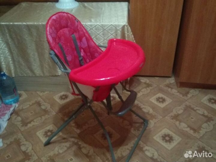 Стульчик для кормления