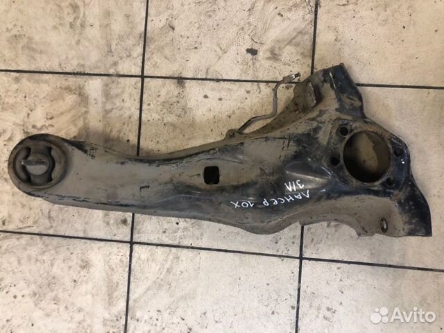 Рычаг подвески продольный задний левый Mitsubishi