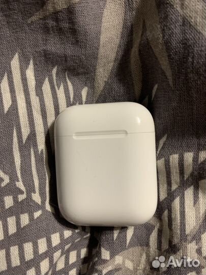 Кейс Apple airpods