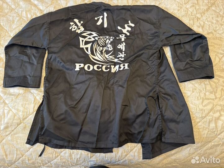 Кимоно для тхэквондо 150 и защита XS